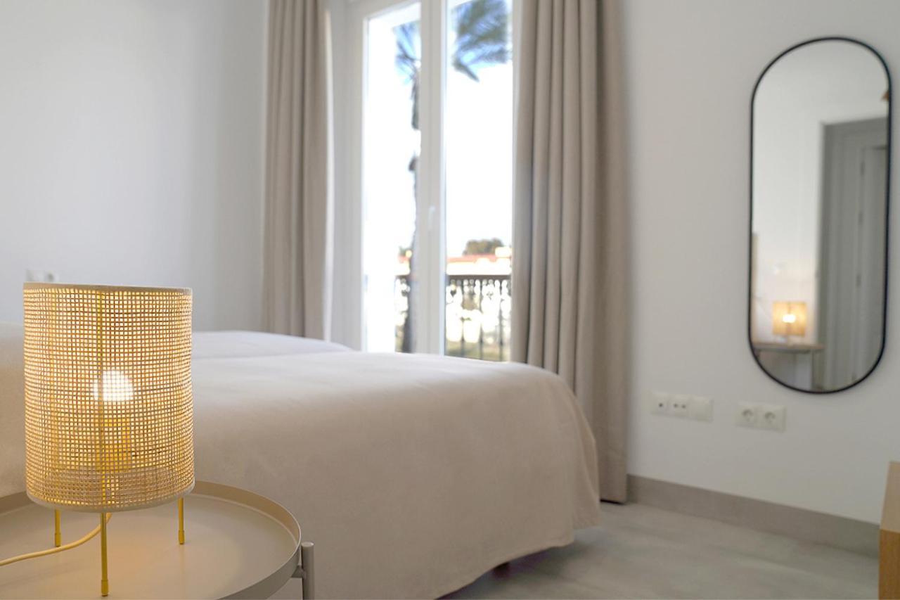 Casa De La Vega Suites Chiclana de la Frontera Bagian luar foto
