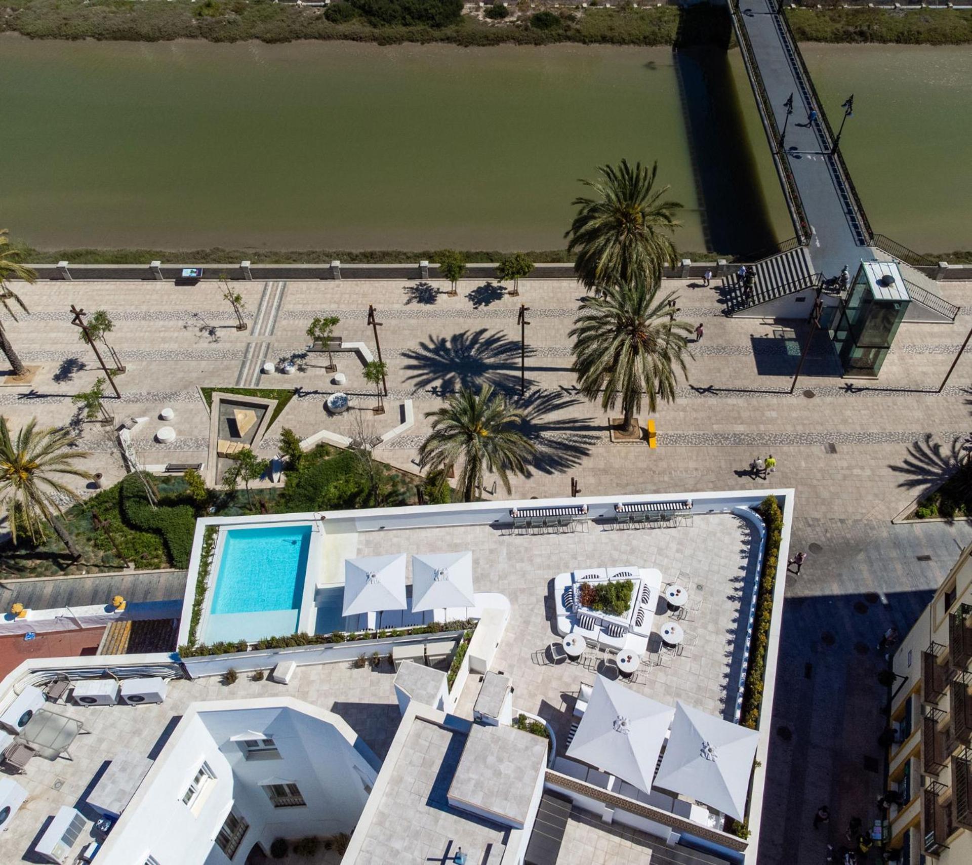 Casa De La Vega Suites Chiclana de la Frontera Bagian luar foto
